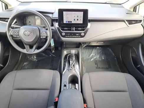 Used 2023 Toyota Corolla LE image 14