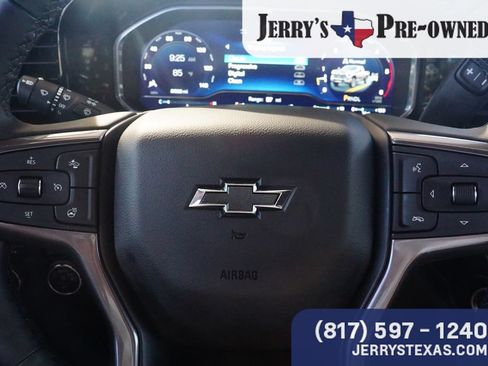 Used 2025 Chevrolet Silverado 2500 ZR2 w/ Technology Package AWD/4WD image 14