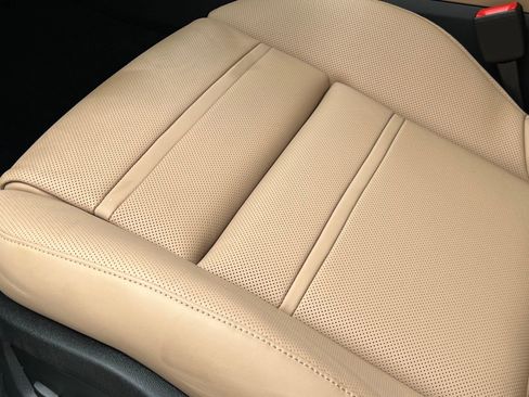 New 2026 Porsche Cayenne image 31