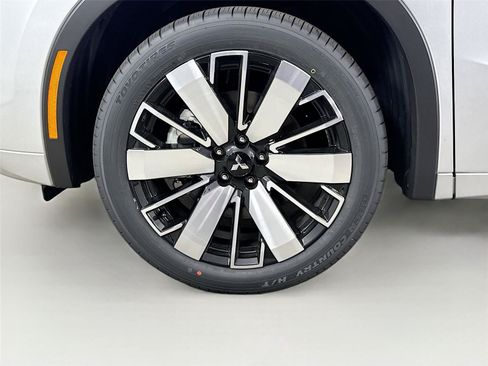 New 2026 Mitsubishi Outlander SEL FWD image 27
