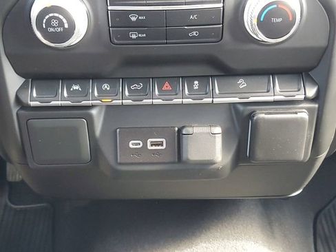 Certified 2024 GMC Sierra 1500 Pro w/ Pro Value Package image 34