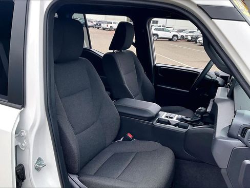 Used 2025 Toyota Land Cruiser 1958 image 8