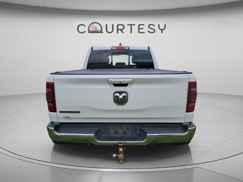 Used 2021 RAM 1500 Big Horn RWD image 15