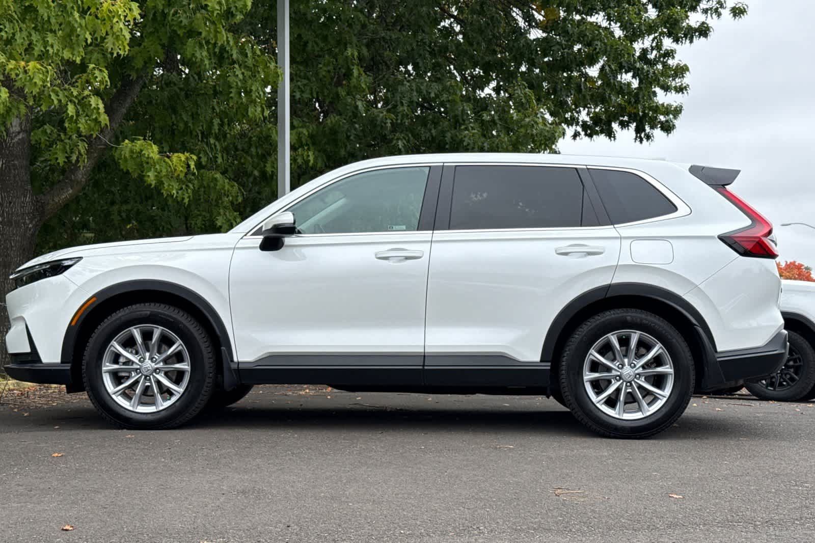 Used 2023 Honda CR-V EX-L image 5