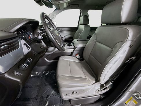 Used 2019 Chevrolet Tahoe LT w/ Luxury Package image 20