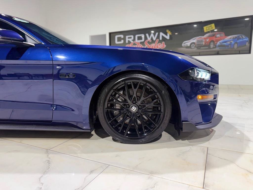 Used 2020 Ford Mustang GT Premium w/ Black Accent Package RWD image 6