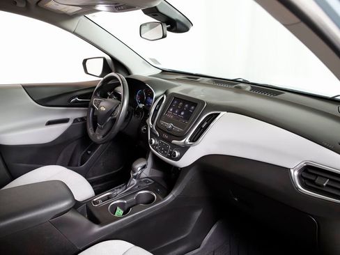 Used 2022 Chevrolet Equinox LT image 8