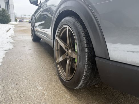 Used 2025 Ford Explorer ST image 15