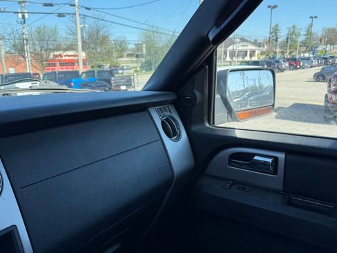 Used 2016 Ford Expedition EL Limited w/ Equipment Group 301A image 21