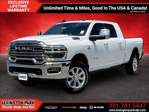 New 2026 RAM 2500 Laramie AWD/4WD image 2