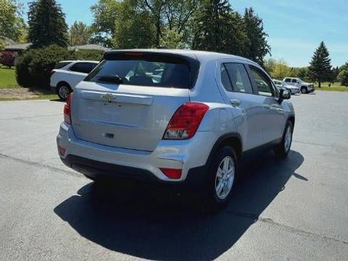 Certified 2019 Chevrolet Trax LS FWD image 8
