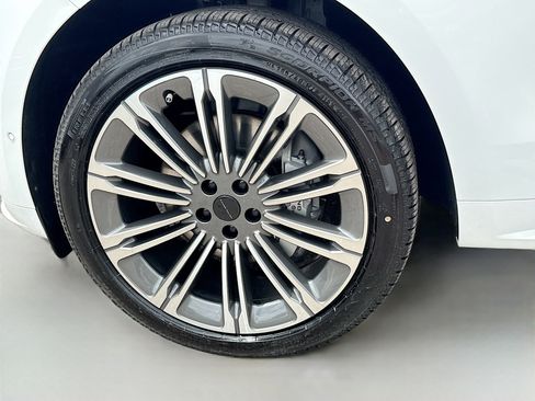 New 2026 Land Rover Range Rover Sport Dynamic SE AWD/4WD image 41