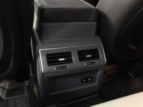 Used 2024 INEOS Grenadier AWD/4WD image 47