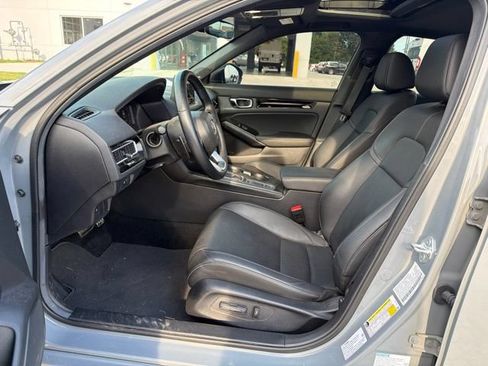 Used 2025 Honda Civic Sport image 10