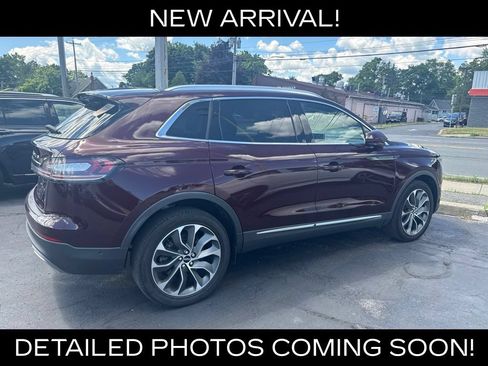 Used 2023 Lincoln Nautilus Reserve w/ Equipment Group 201A AWD/4WD image 3