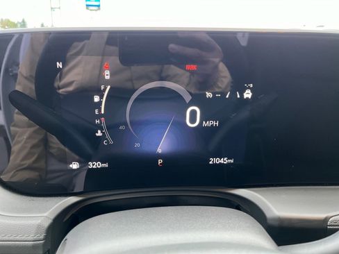 Used 2025 Buick Encore GX Preferred image 40