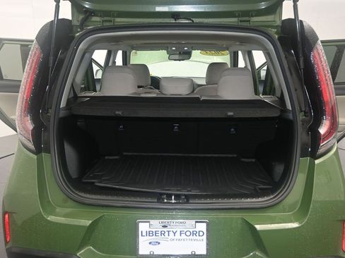 Used 2023 Kia Soul EX FWD image 9