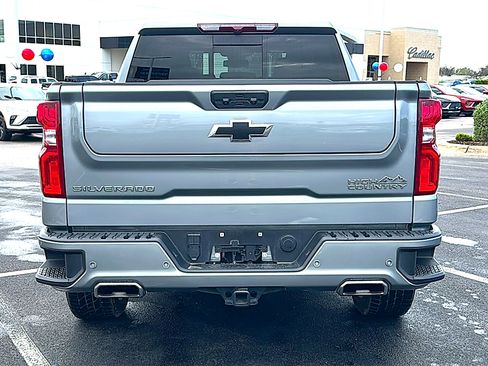 Used 2024 Chevrolet Silverado 1500 High Country w/ High Country Premium Package AWD/4WD image 7