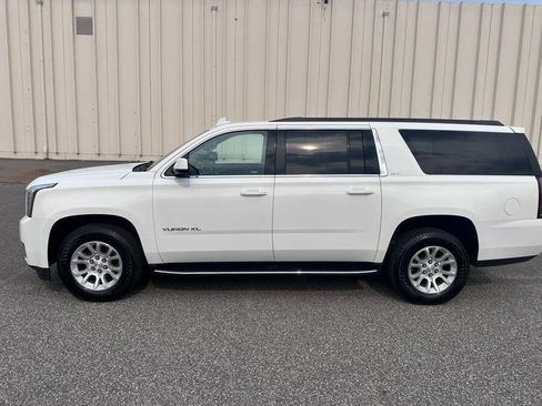 Used 2018 GMC Yukon XL SLT AWD/4WD image 5
