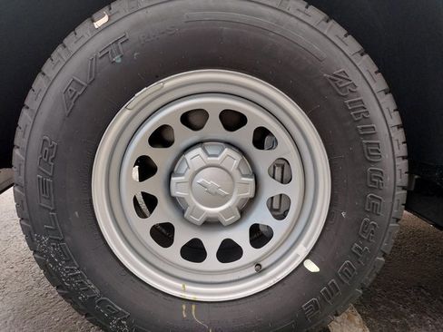 New 2025 Chevrolet Silverado 1500 W/T w/ WT Safety Package image 10