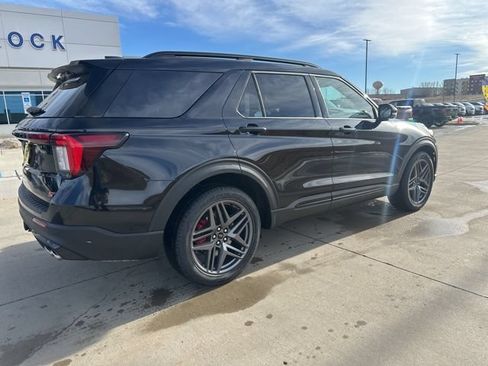 New 2026 Ford Explorer ST AWD/4WD image 3