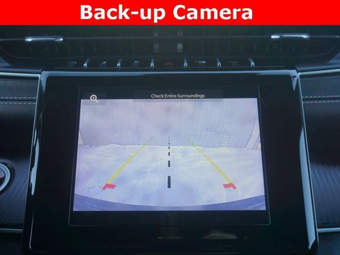 Used 2024 Jeep Grand Cherokee Altitude image 10