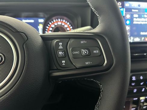 New 2026 Jeep Gladiator Mojave image 10