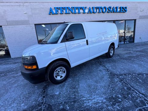 Used 2021 Chevrolet Express 2500 w/ Driver Convenience Package image 2