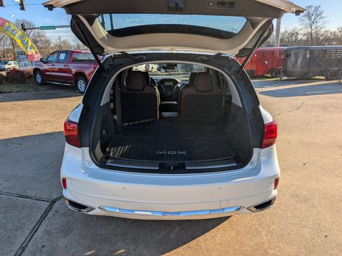 Used 2019 Acura MDX FWD w/ Advance Package image 10