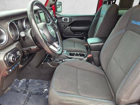 Used 2023 Jeep Wrangler Unlimited Rubicon 4xe w/ Cold Weather Group AWD/4WD image 12