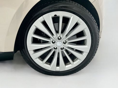 Certified 2023 Land Rover Range Rover First Edition AWD/4WD image 31
