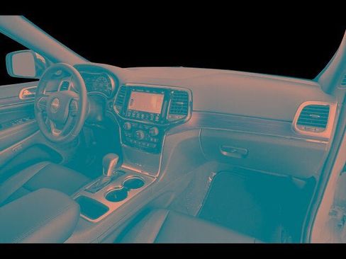 Used 2022 Jeep Grand Cherokee Limited image 35