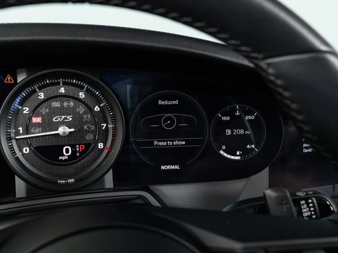 Used 2024 Porsche 911 Targa 4 GTS image 35