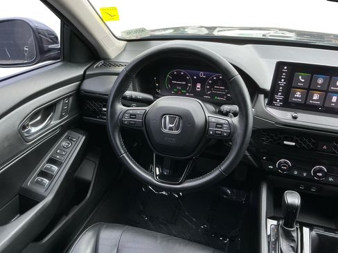 Used 2023 Honda Accord EX-L image 11