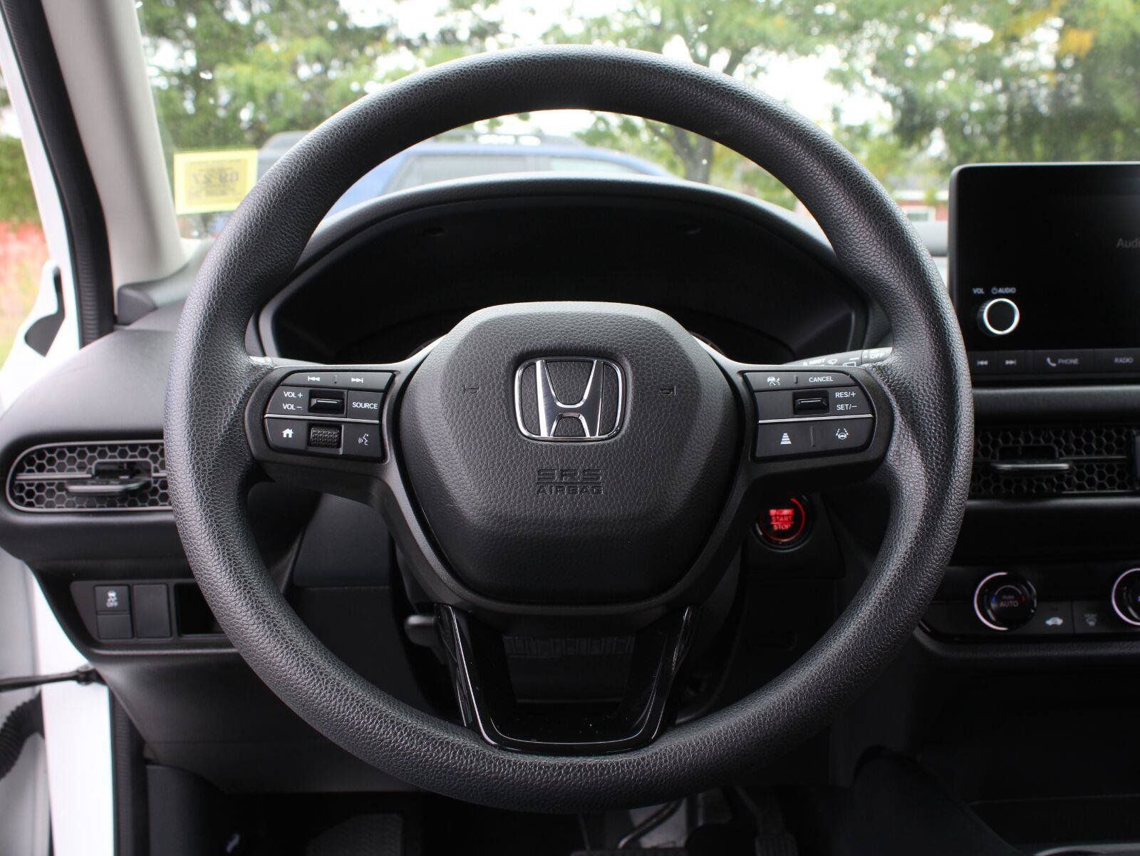 Certified 2025 Honda HR-V LX image 10