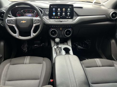 Used 2023 Chevrolet Blazer LT w/ Convenience Package FWD image 3