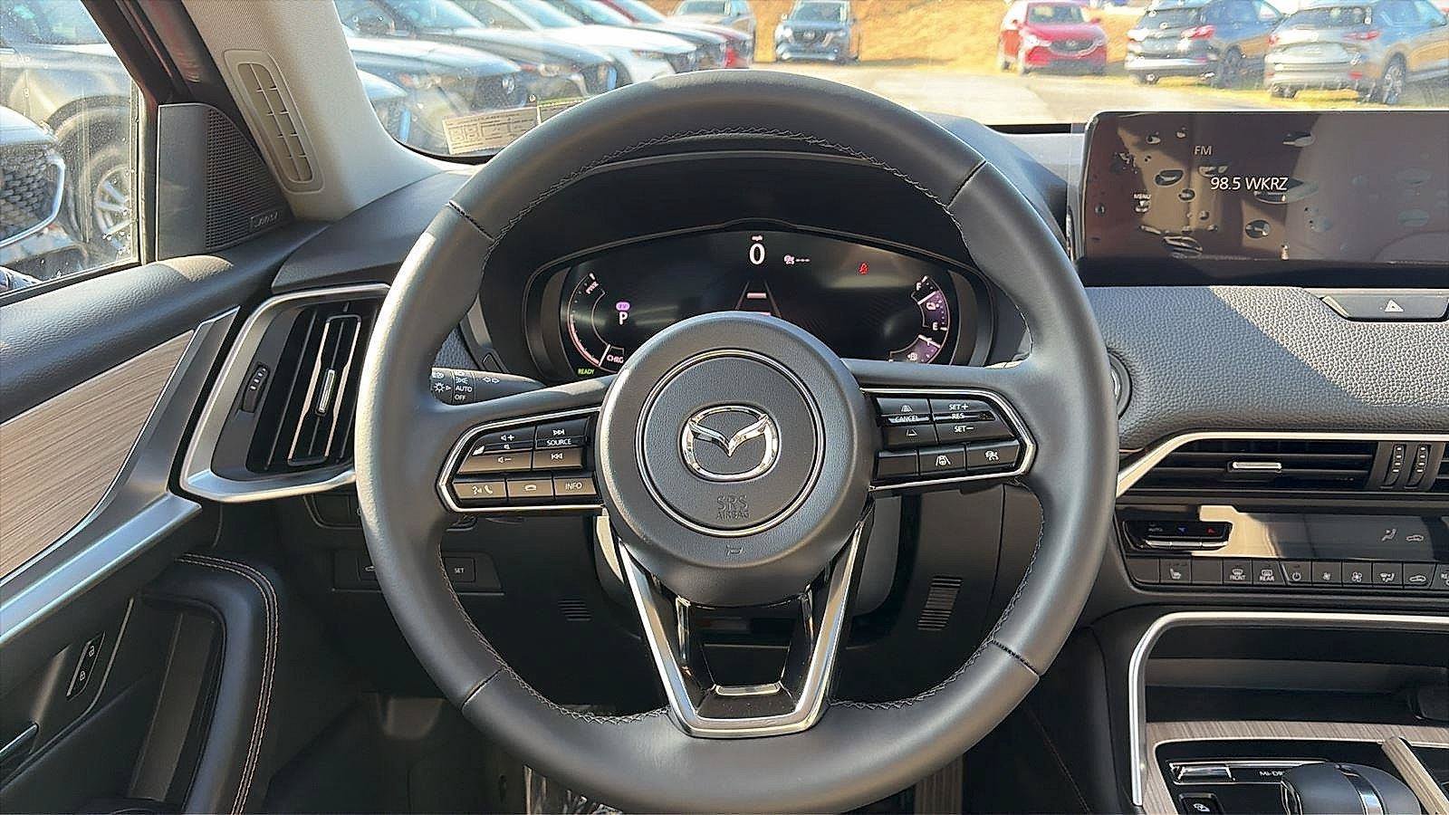 New 2025 MAZDA CX-70 Plug-In Hybrid w/ Premium Pkg AWD/4WD image 17