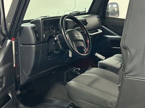 Used 2006 Jeep Wrangler Unlimited AWD/4WD image 8