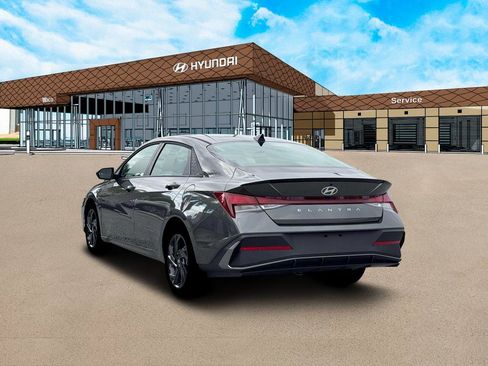 New 2026 Hyundai Elantra Sport image 5