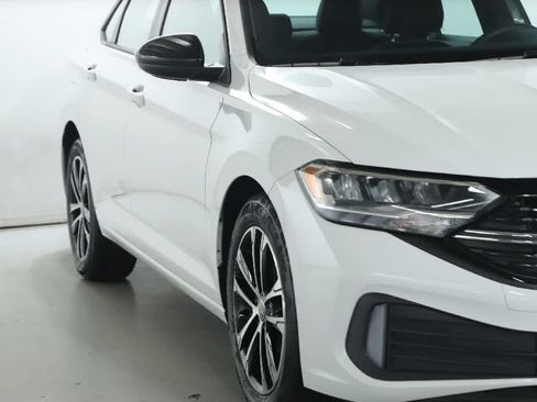 Certified 2024 Volkswagen Jetta Sport FWD image 8