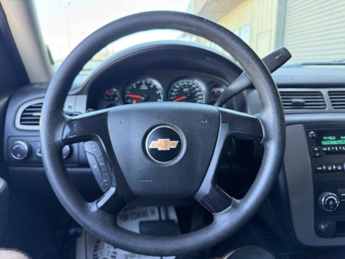 Used 2012 Chevrolet Tahoe 4WD w/ Skid Plate Package image 18