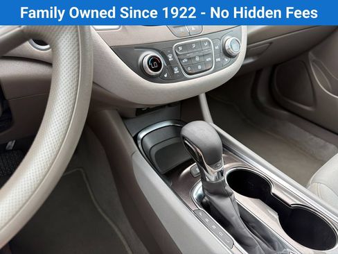 Used 2024 Chevrolet Malibu LT FWD image 31