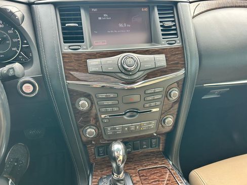 Used 2017 Nissan Armada SL w/ Technology Package RWD image 4