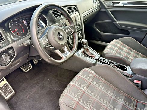 Used 2016 Volkswagen GTI S FWD image 21