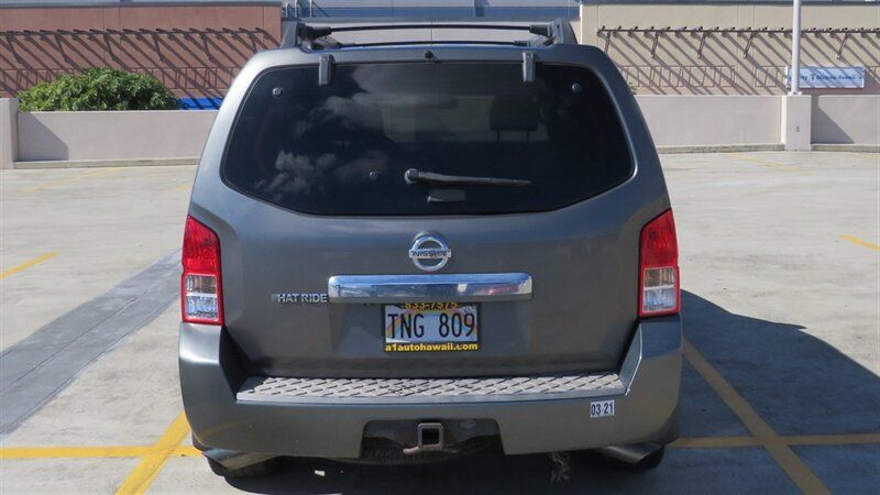 Used 2008 Nissan Pathfinder LE RWD image 8