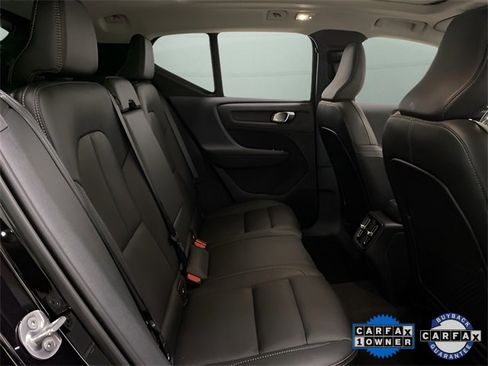 Used 2025 Volvo XC40 B5 Plus image 75