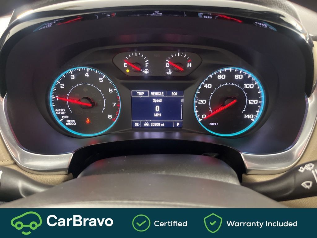 Used 2023 Chevrolet Traverse LS AWD/4WD image 26