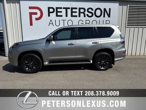 Used 2023 Lexus GX 460 Premium w/ Premium Package AWD/4WD image 7