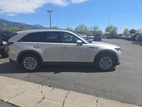 Used 2025 MAZDA CX-90 3.3 Turbo w/ Preferred Package AWD/4WD image 4