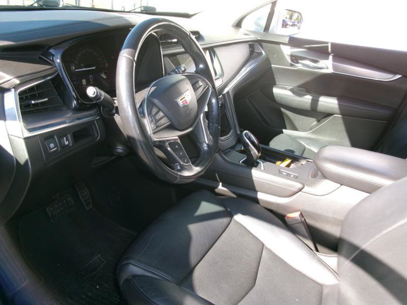 Used 2018 Cadillac XT5 Premium Luxury FWD image 14